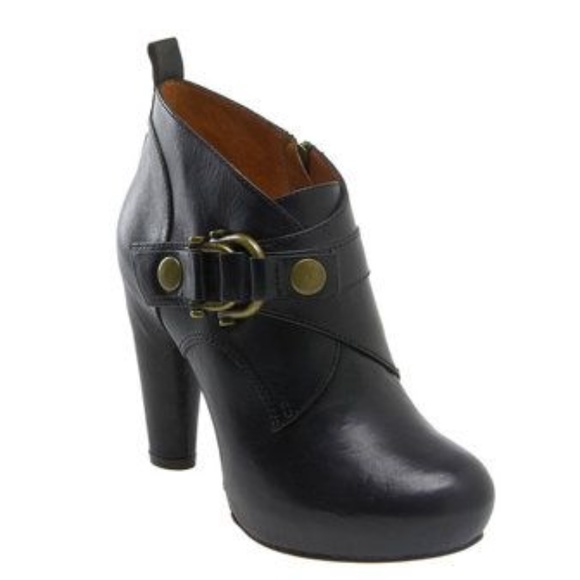 Frye Shoes - FRYE Black Leather Liv Booties - Hidden Platform